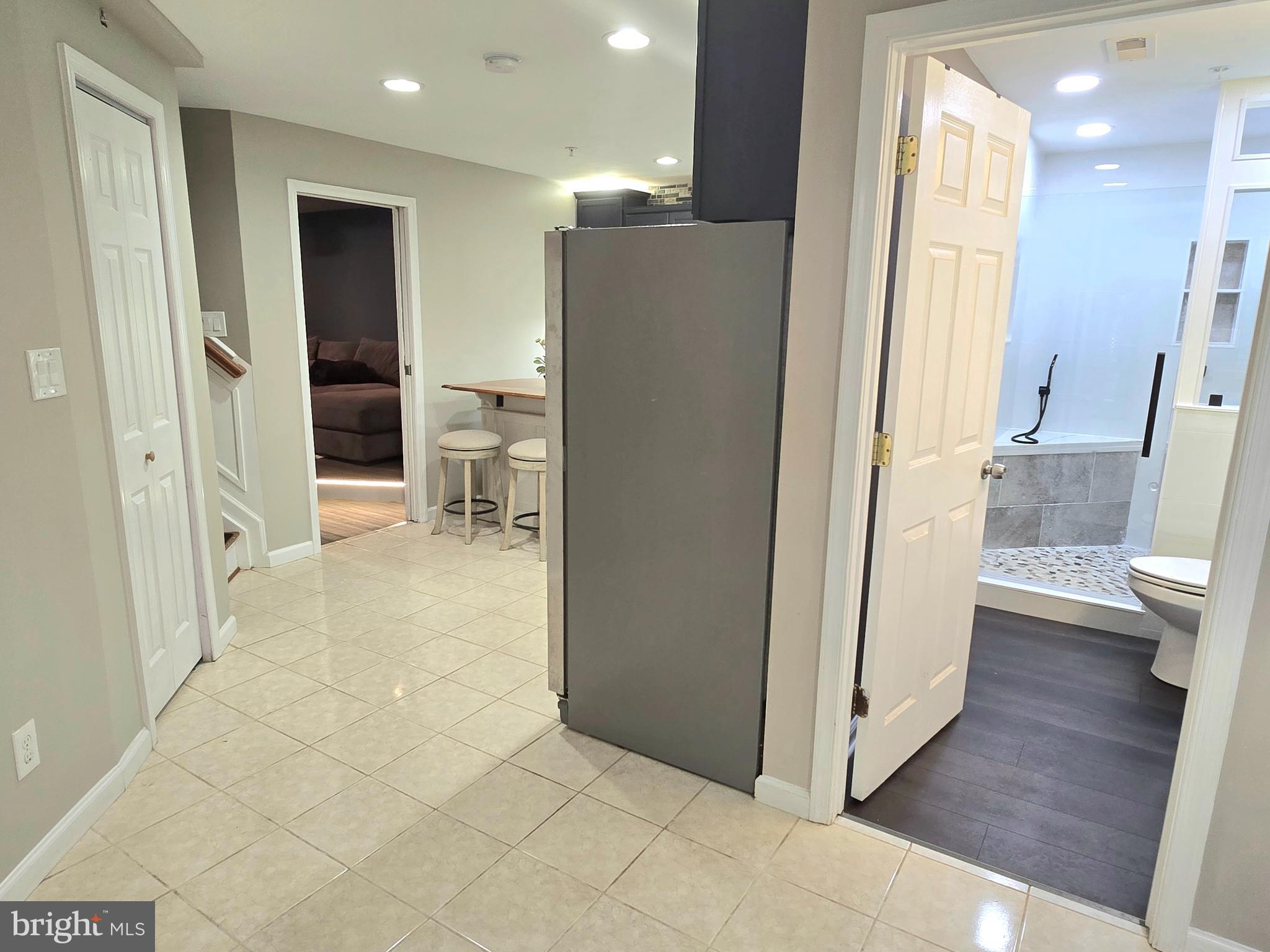 GLENSHIRE ESTATES - Residential