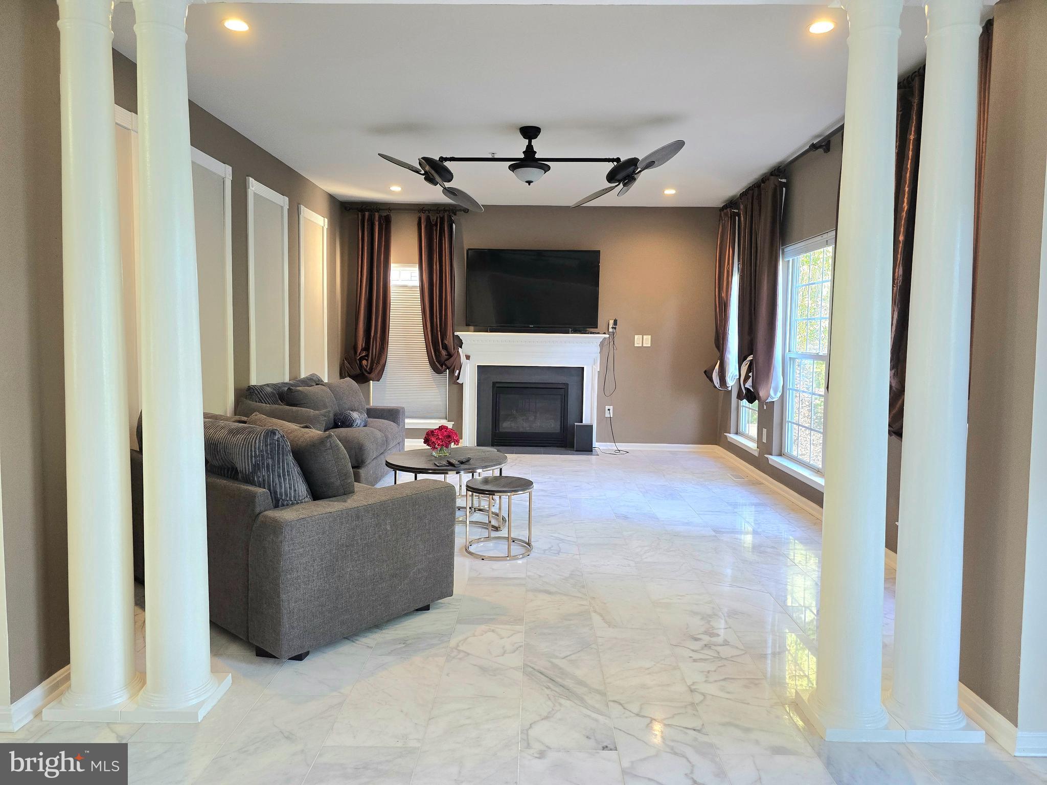 GLENSHIRE ESTATES - Residential