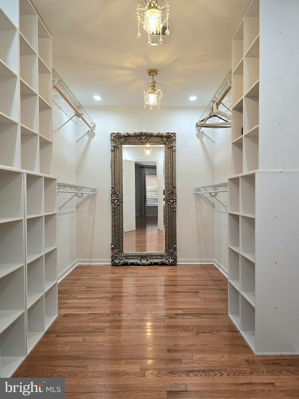 GLENSHIRE ESTATES - Residential