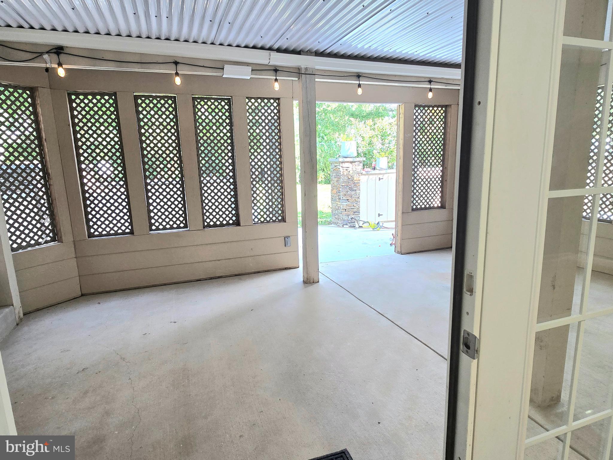 GLENSHIRE ESTATES - Residential