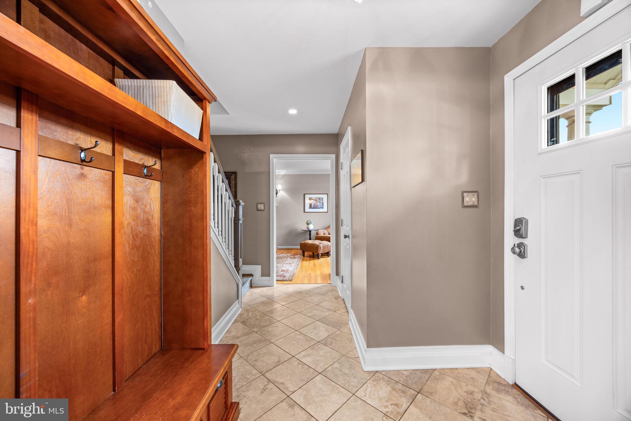 805 CHESTNUT GLEN GARTH