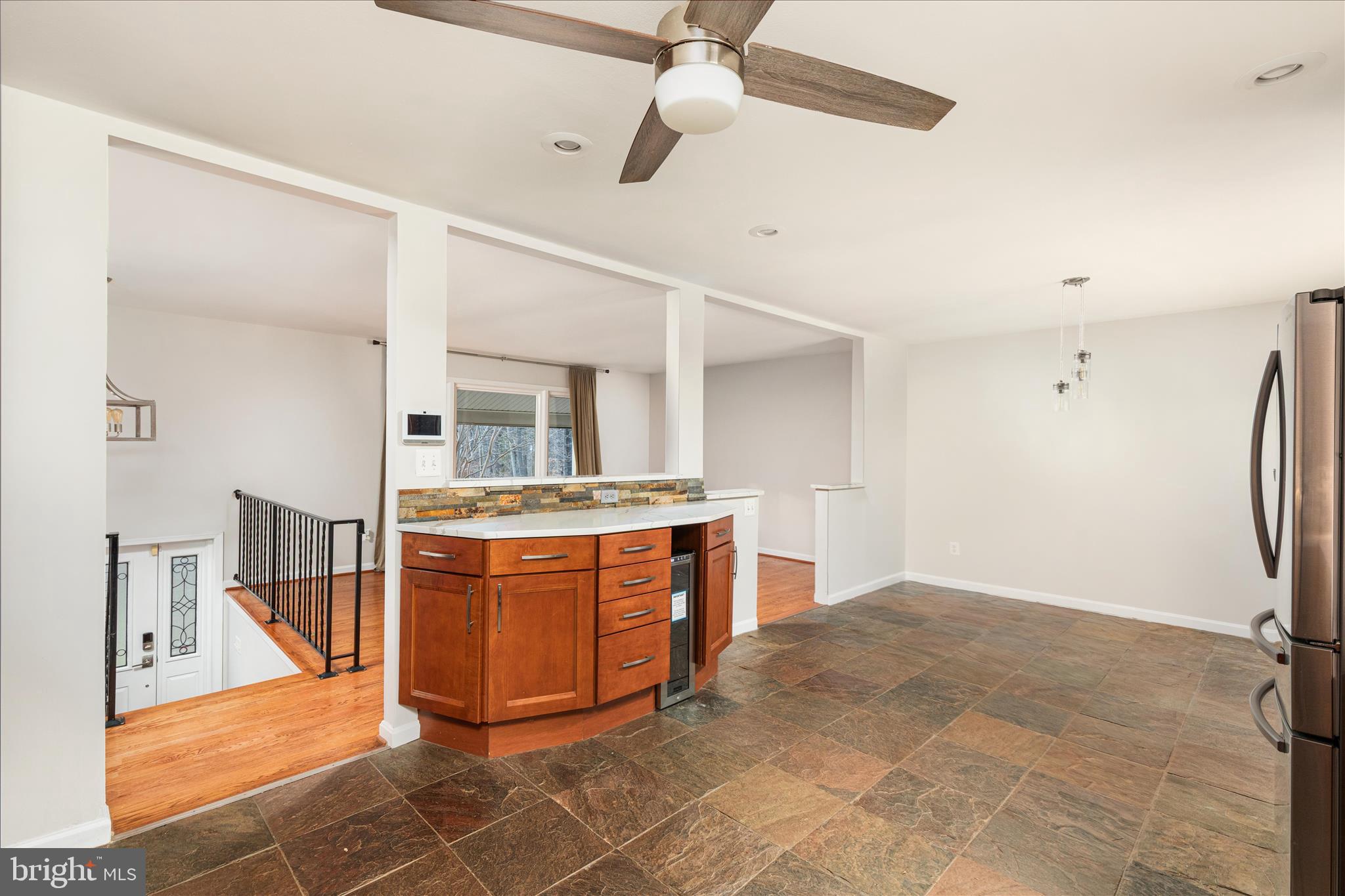 WATERFALL - Residential