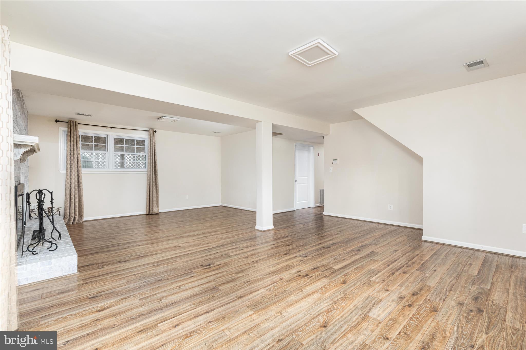 WATERFALL - Residential