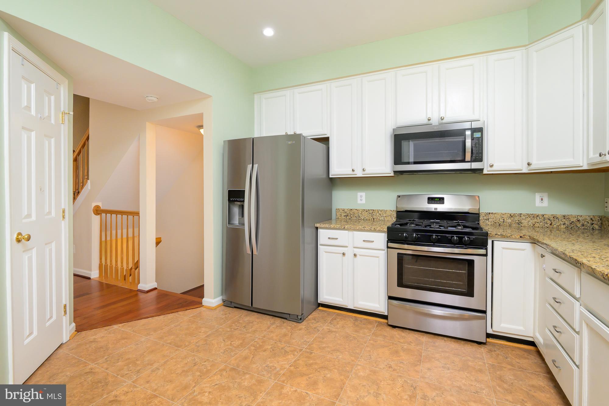 COMPTON VILLAGE - Residential