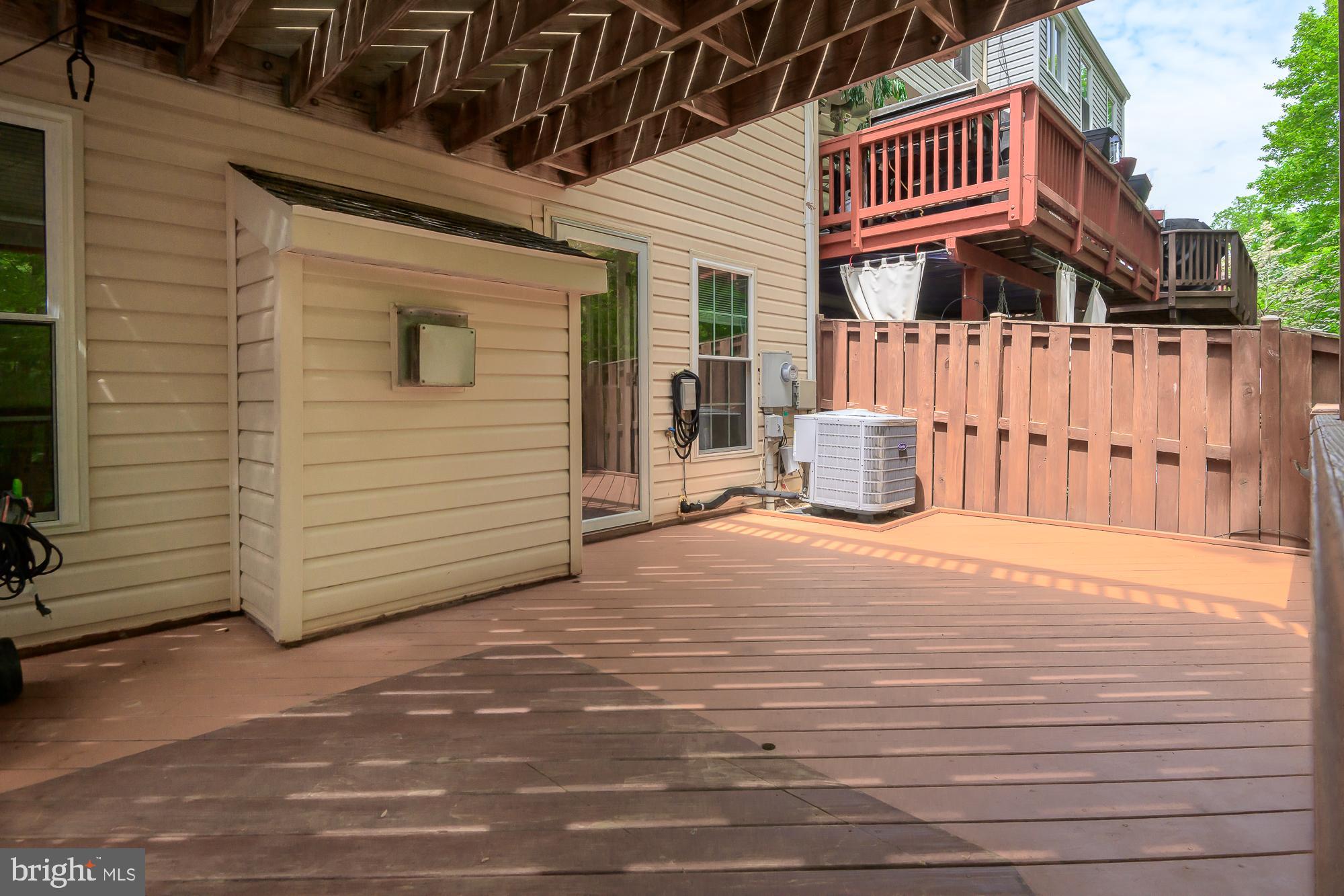 COMPTON VILLAGE - Residential