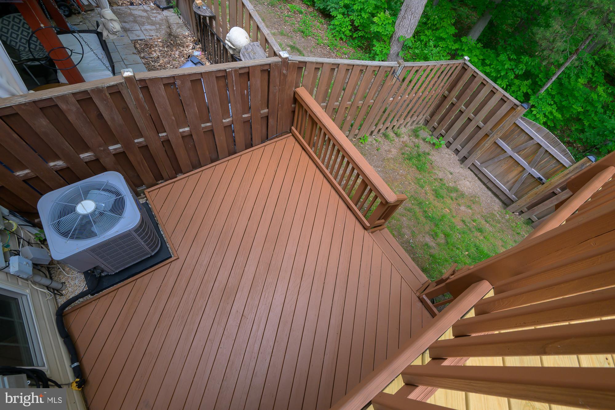 COMPTON VILLAGE - Residential