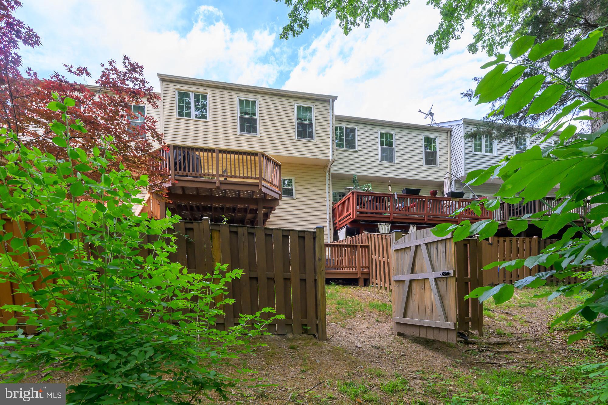 COMPTON VILLAGE - Residential