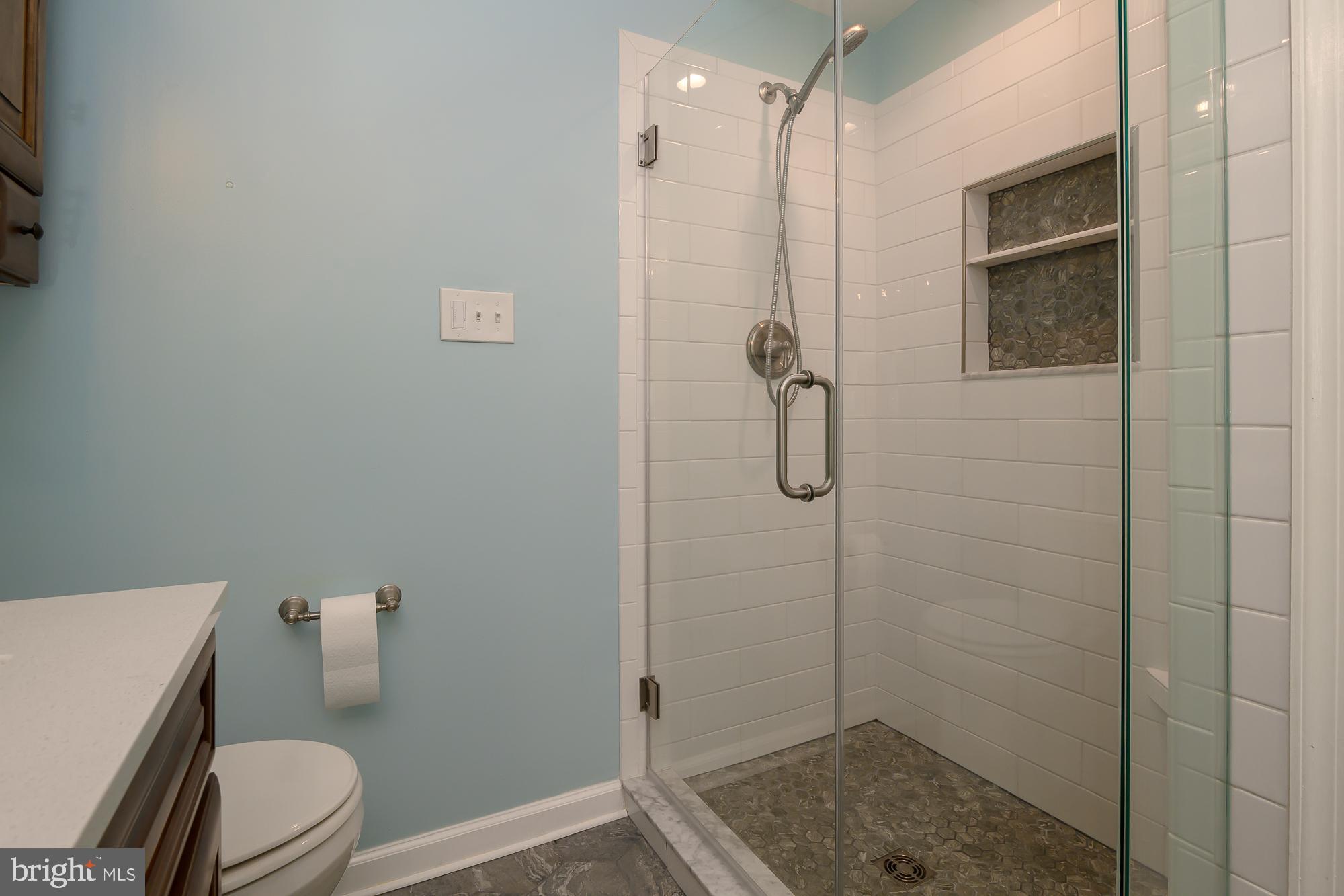 COMPTON VILLAGE - Residential