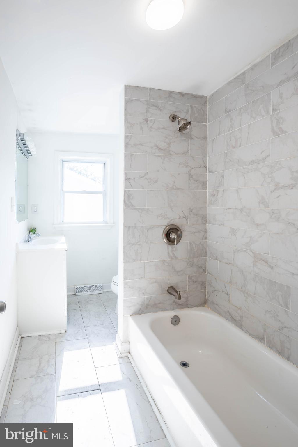 GLENDALE - Residential