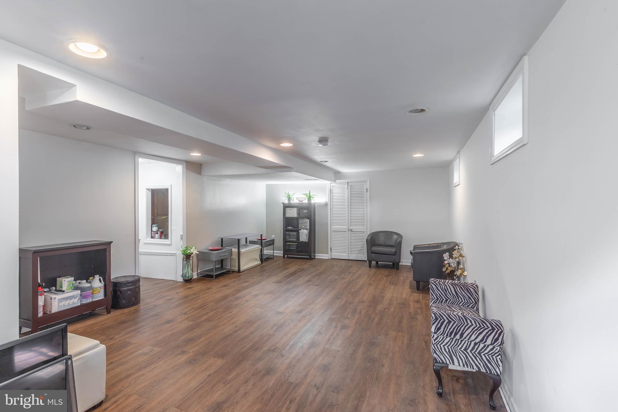 GLENDALE - Residential