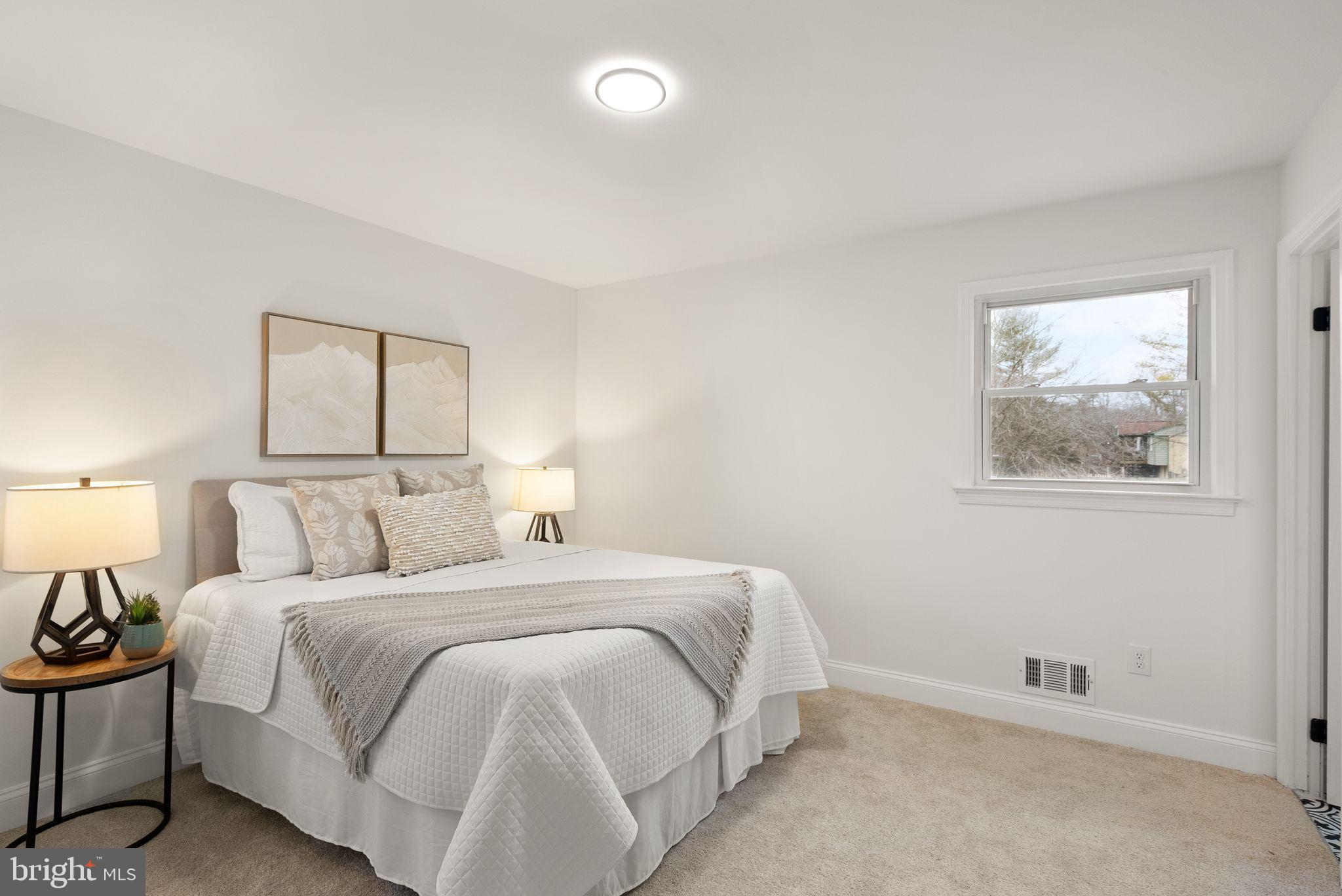 OAK HILL EST SUB - Residential