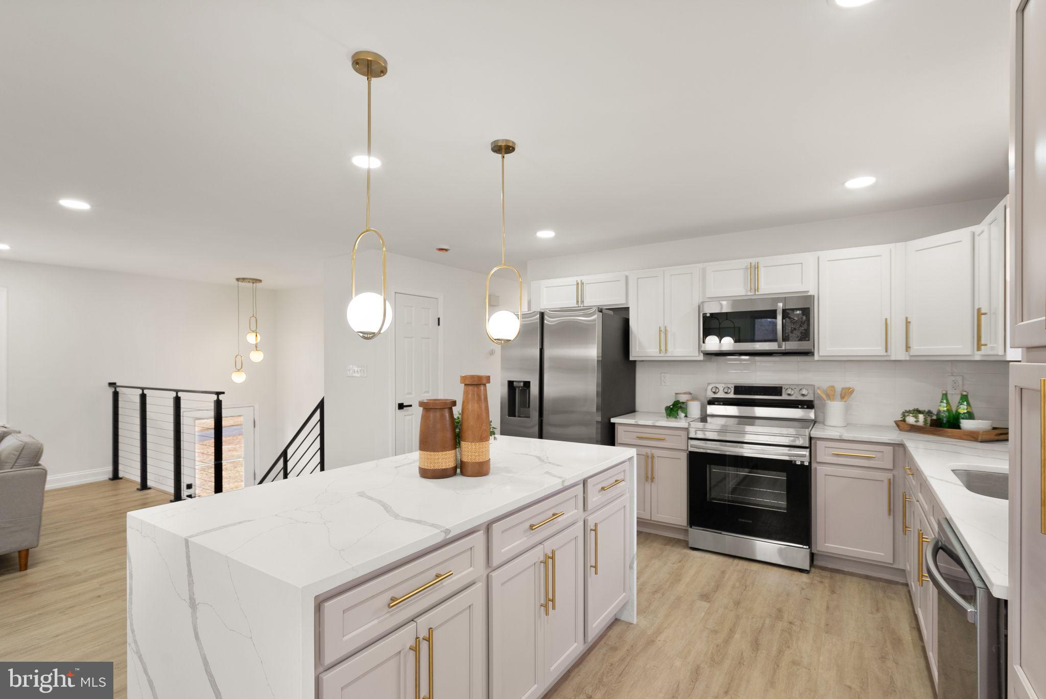 OAK HILL EST SUB - Residential