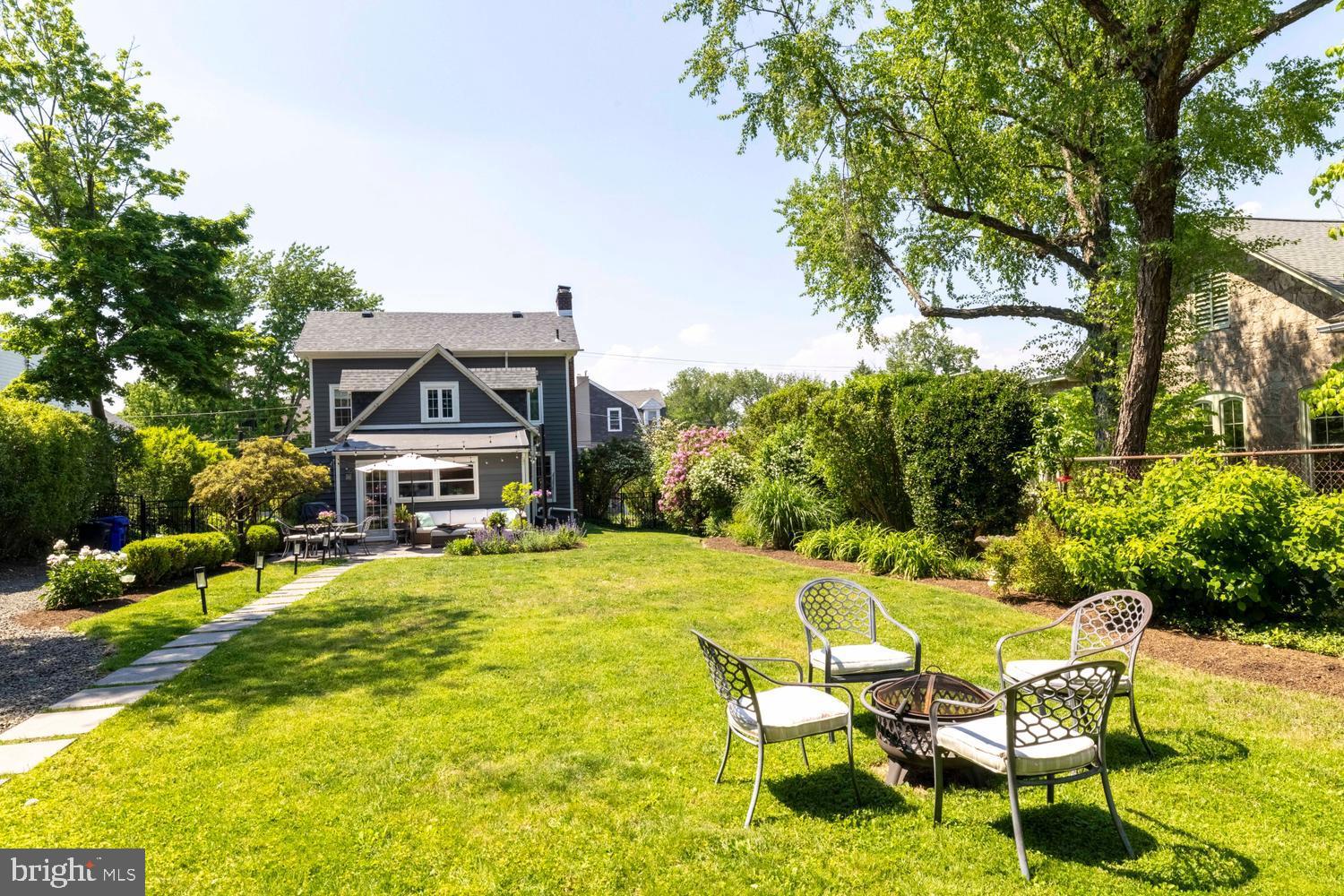 ELKINS PARK - Residential
