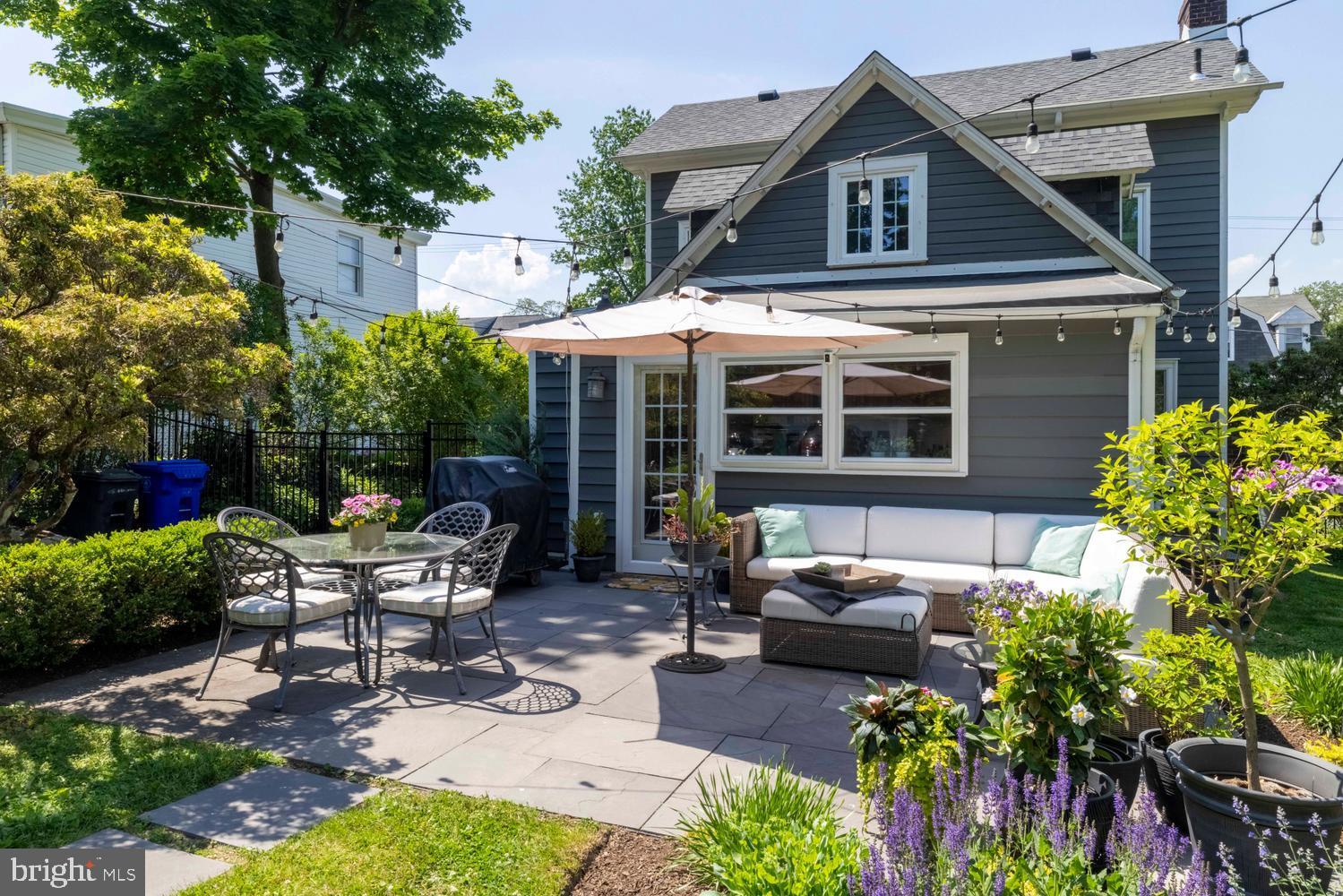 ELKINS PARK - Residential
