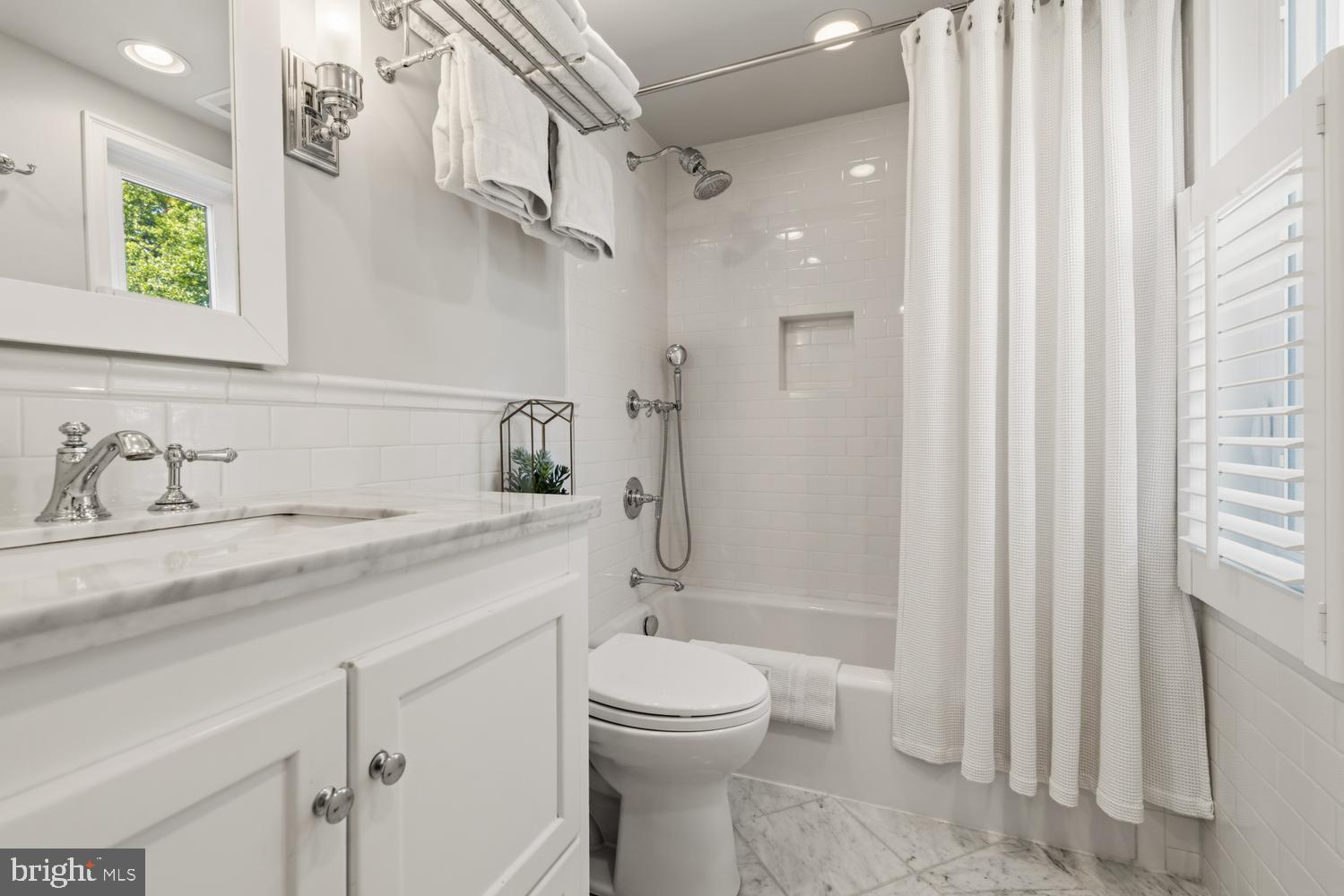 ELKINS PARK - Residential