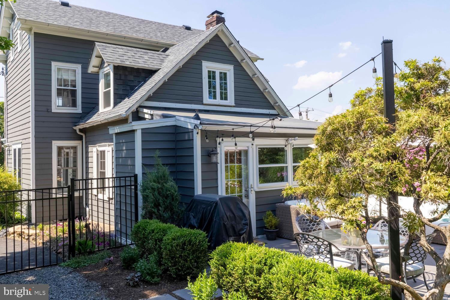 ELKINS PARK - Residential