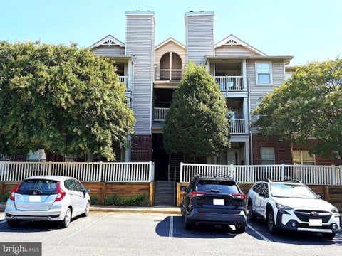 Photo of 11653 Gas Light Court #H, RESTON, VA 20190 (MLS # VAFX2334102)