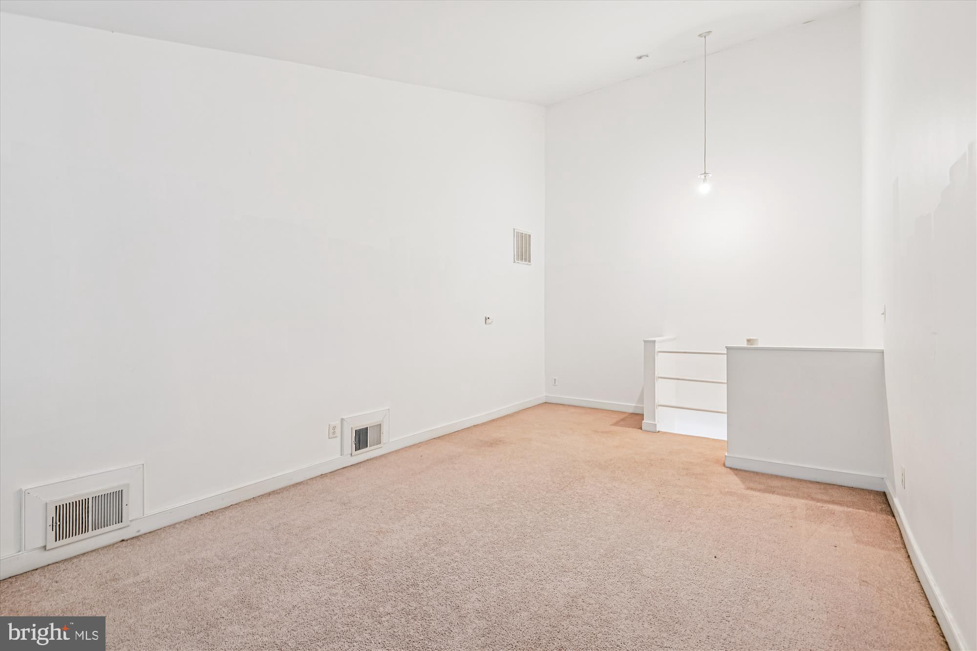 NORTH GREEN CONDOMINIUMS - Residential