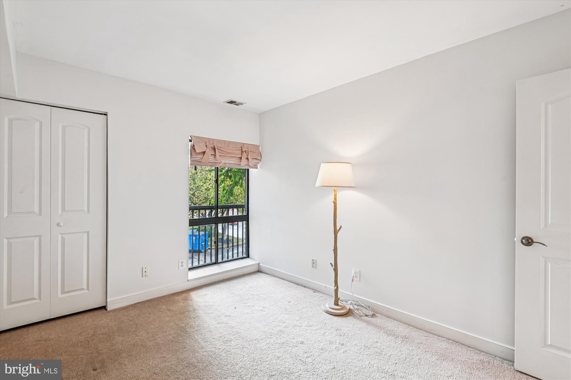 NORTH GREEN CONDOMINIUMS - Residential