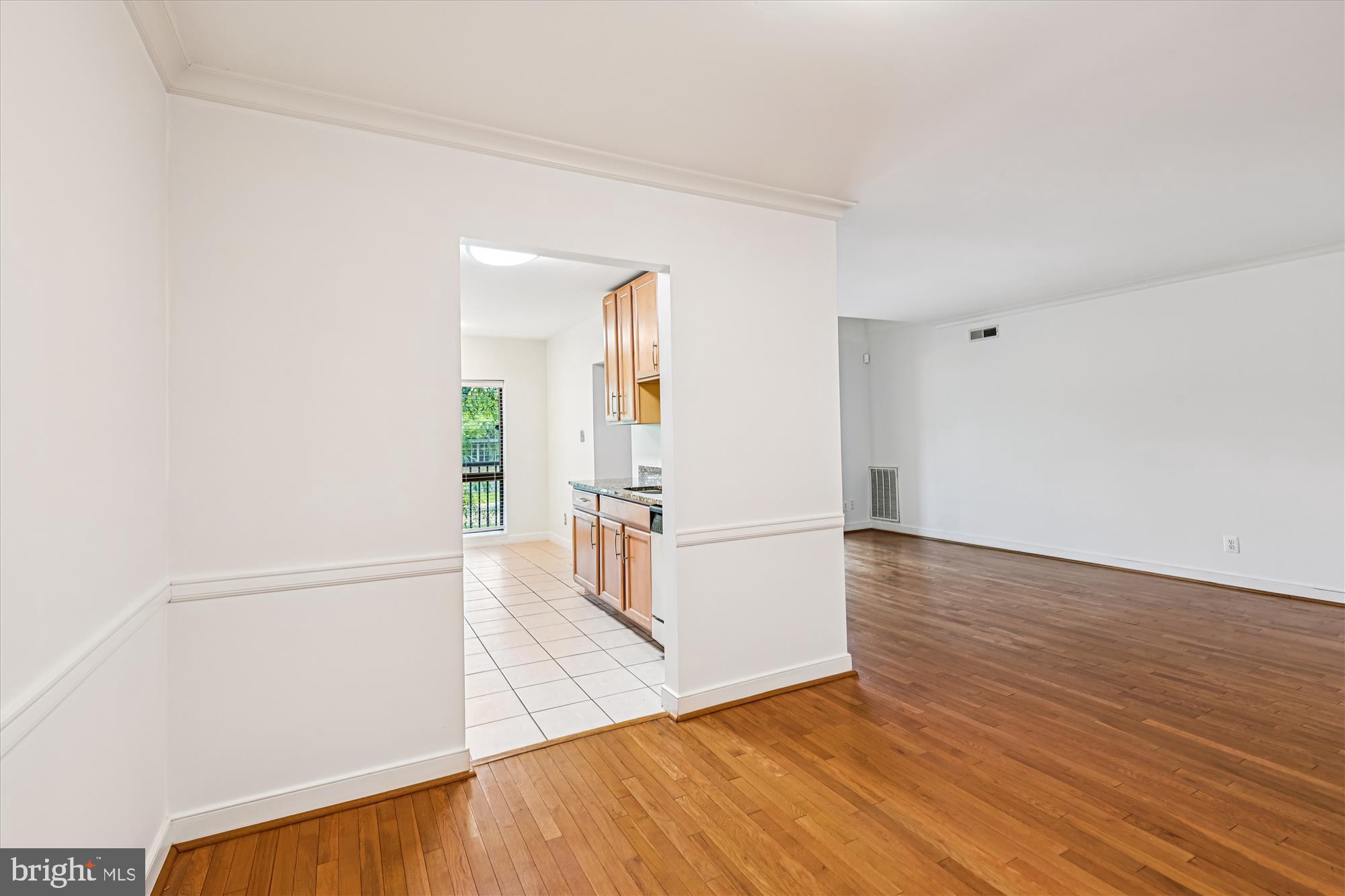 NORTH GREEN CONDOMINIUMS - Residential