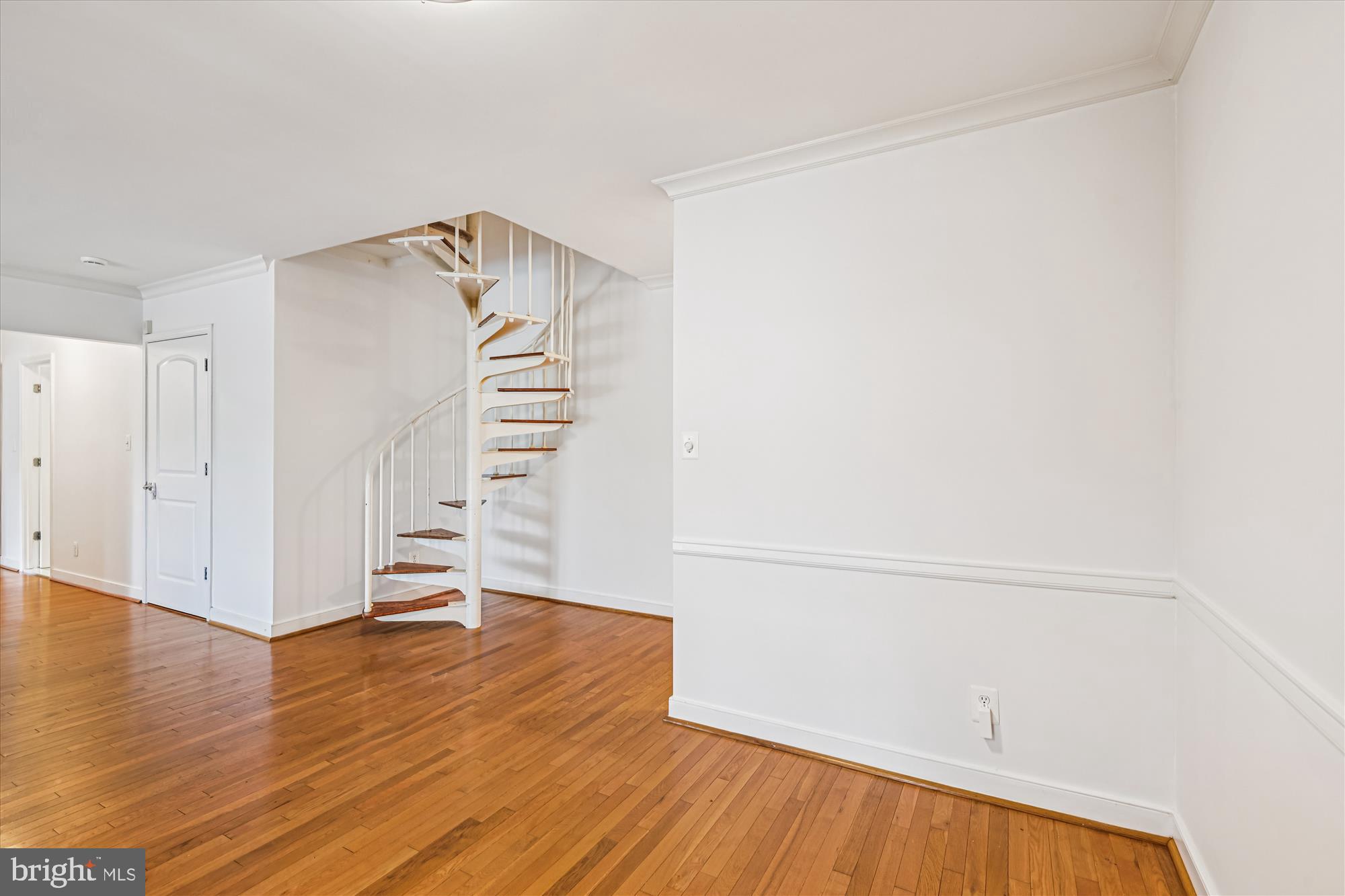 NORTH GREEN CONDOMINIUMS - Residential