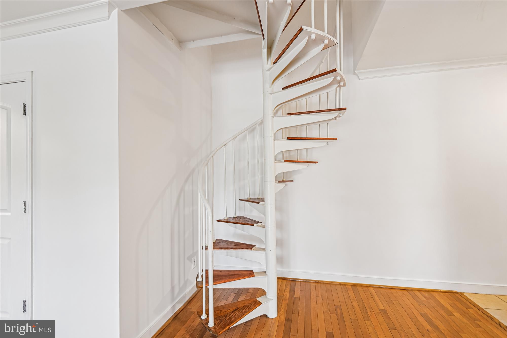 NORTH GREEN CONDOMINIUMS - Residential