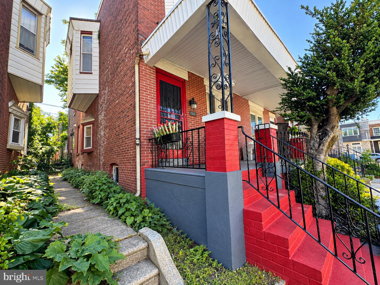1332 N FRAZIER STREET