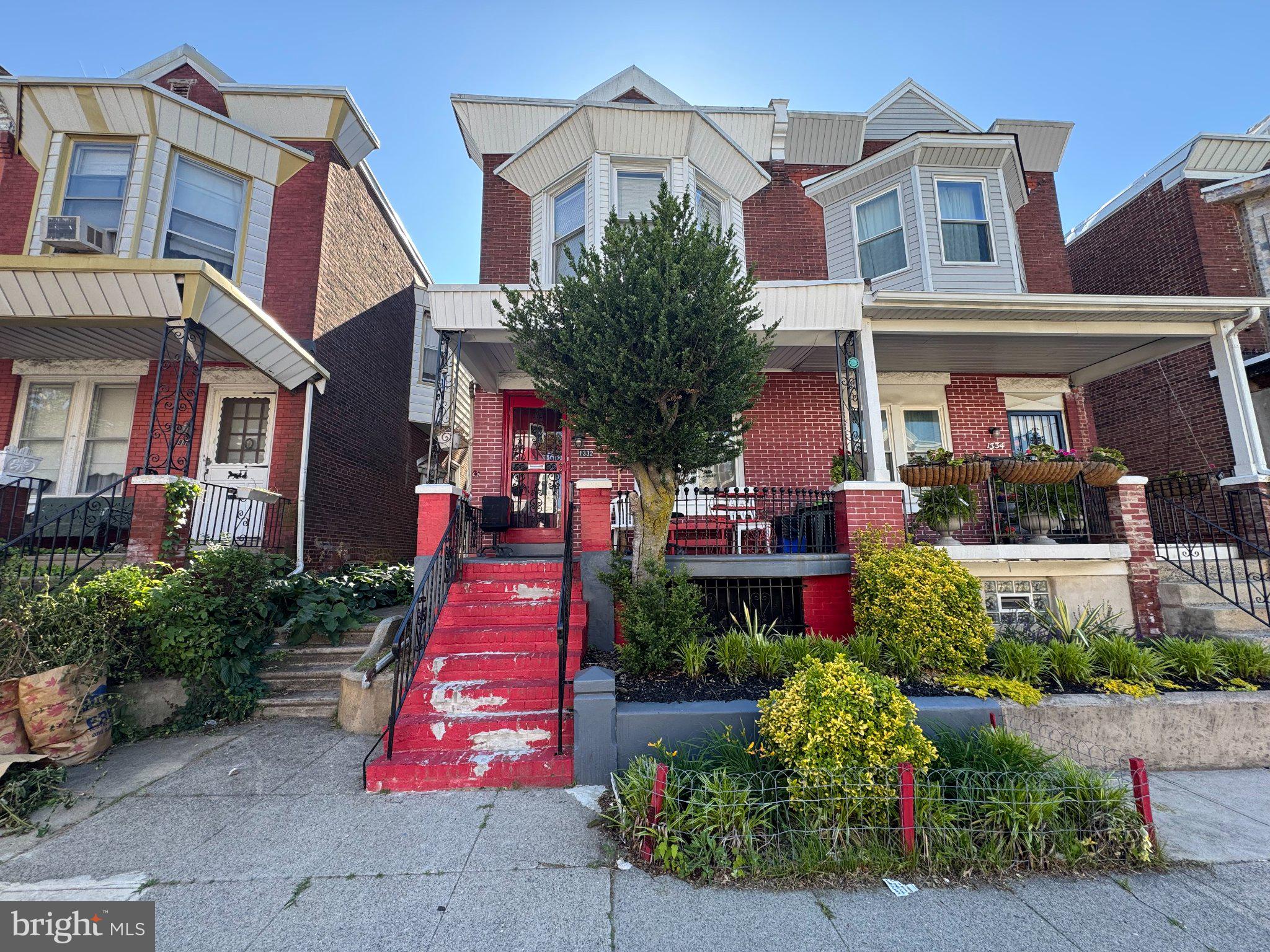 1332 N FRAZIER STREET