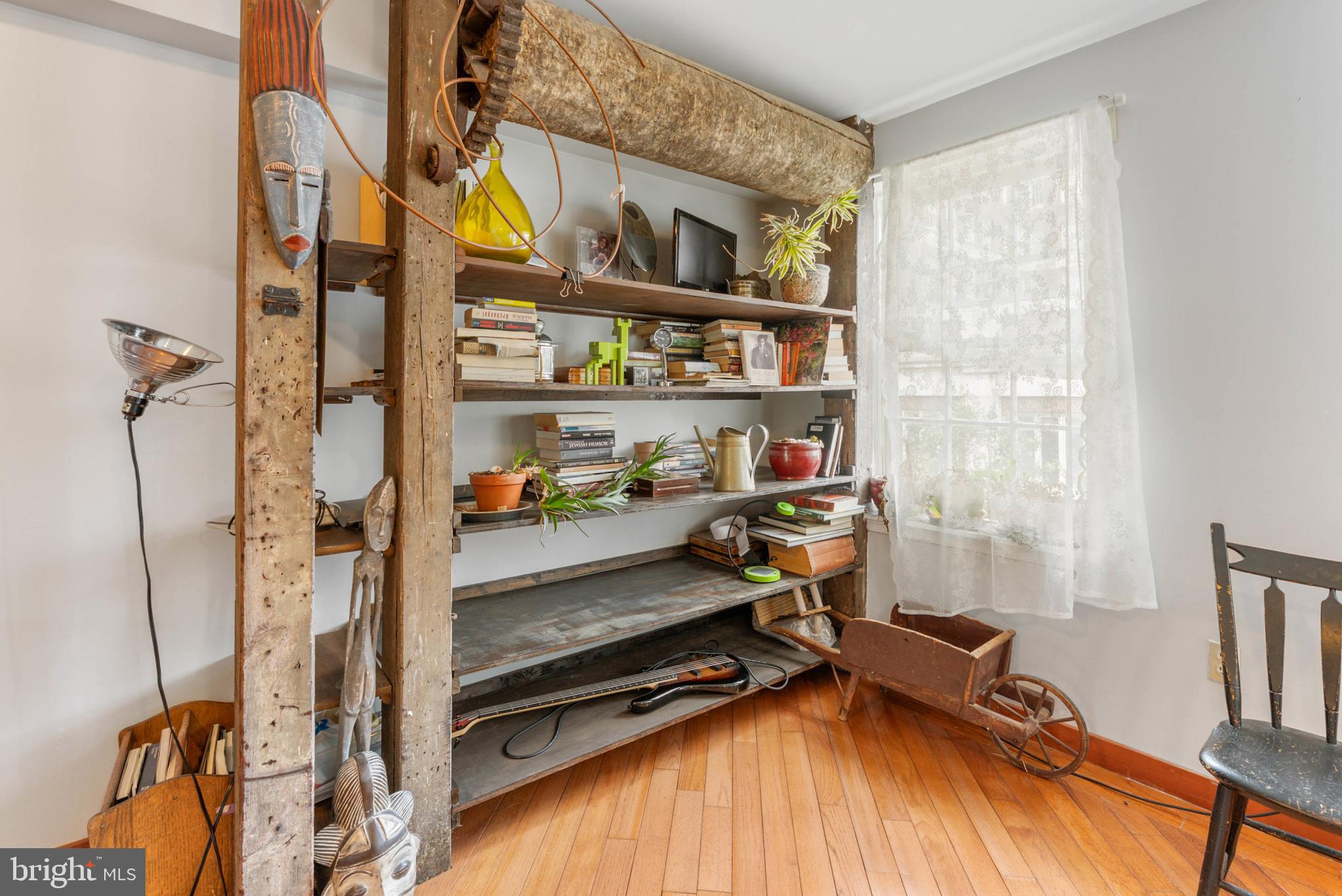 SOCIETY HILL - Commercial Sale