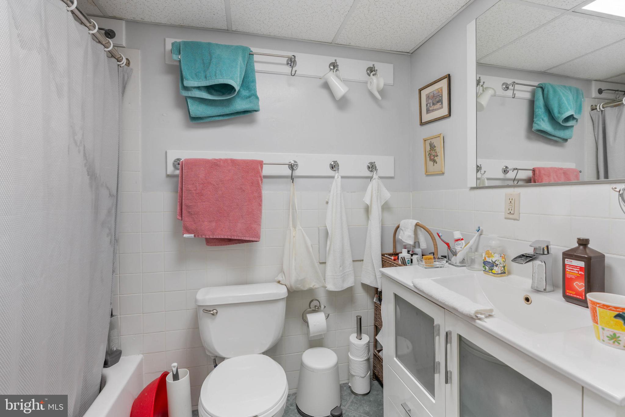 SOCIETY HILL - Commercial Sale