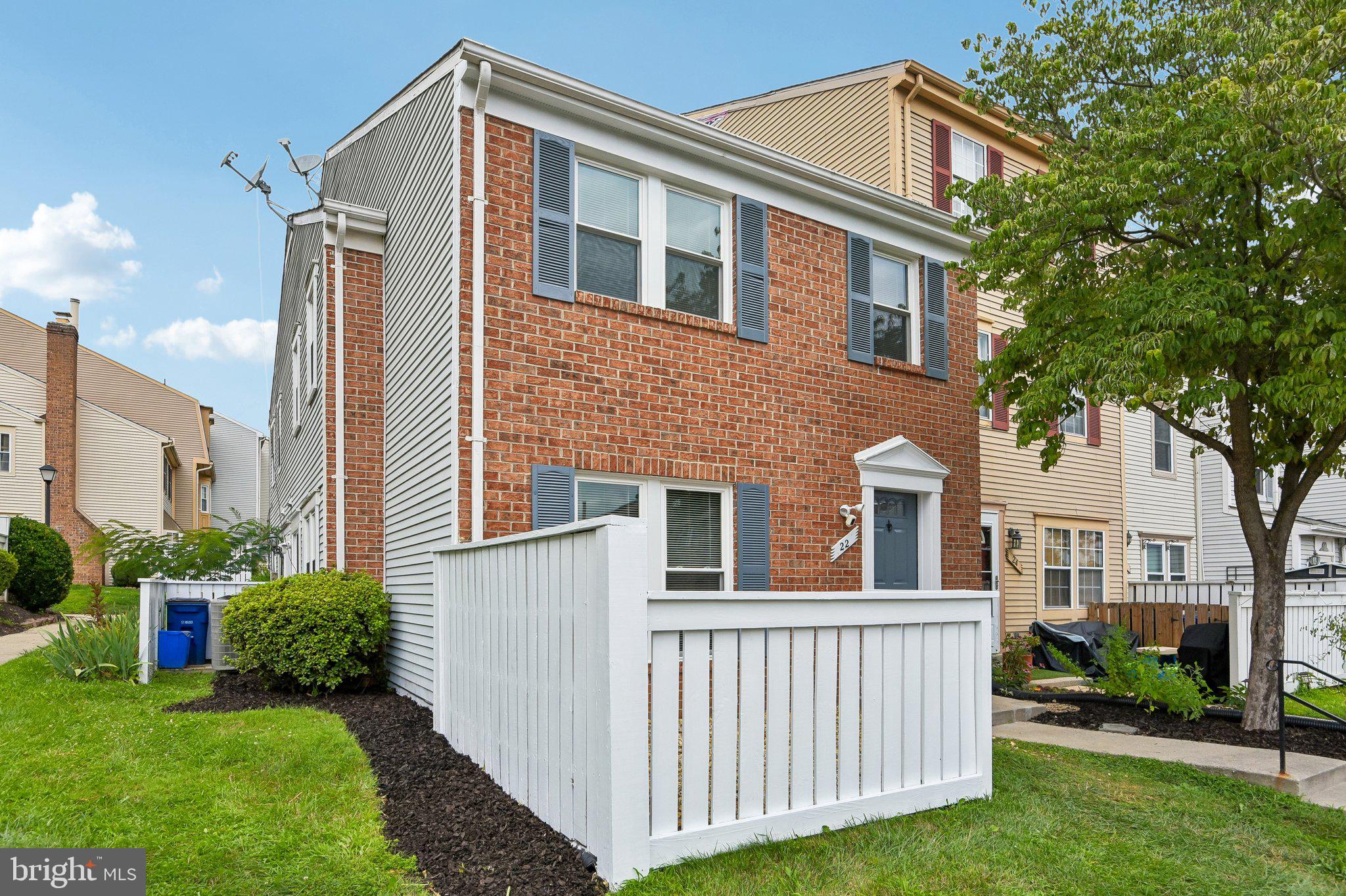 22 APPLEDOWRE COURT 49