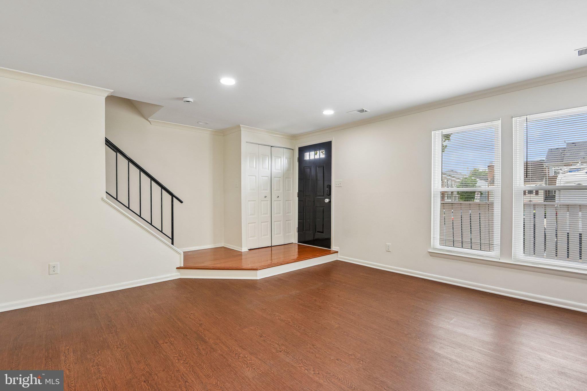 22 APPLEDOWRE COURT 49
