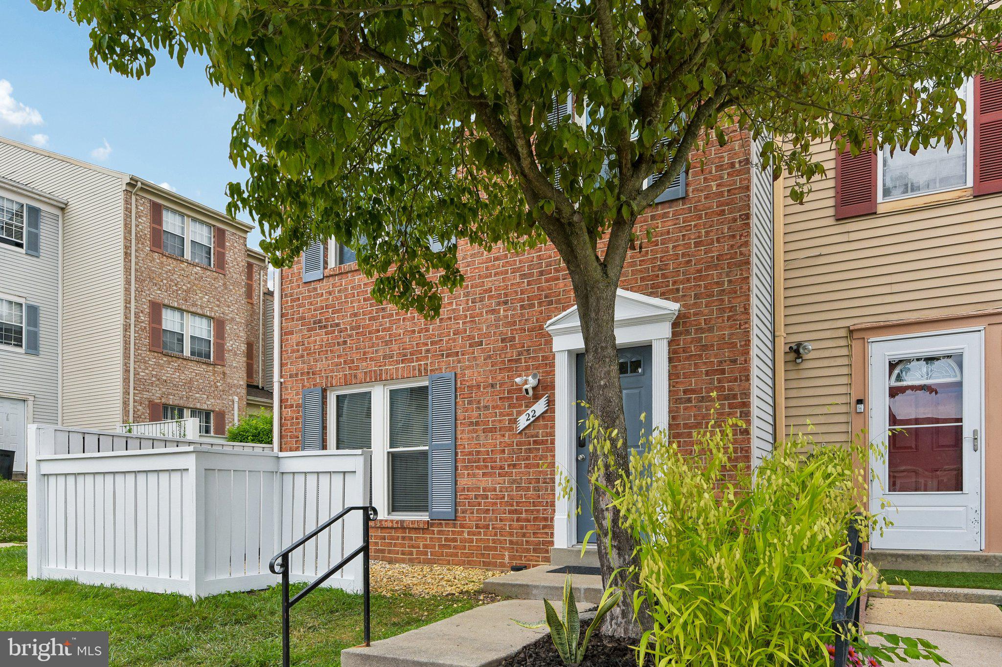 22 APPLEDOWRE COURT 49