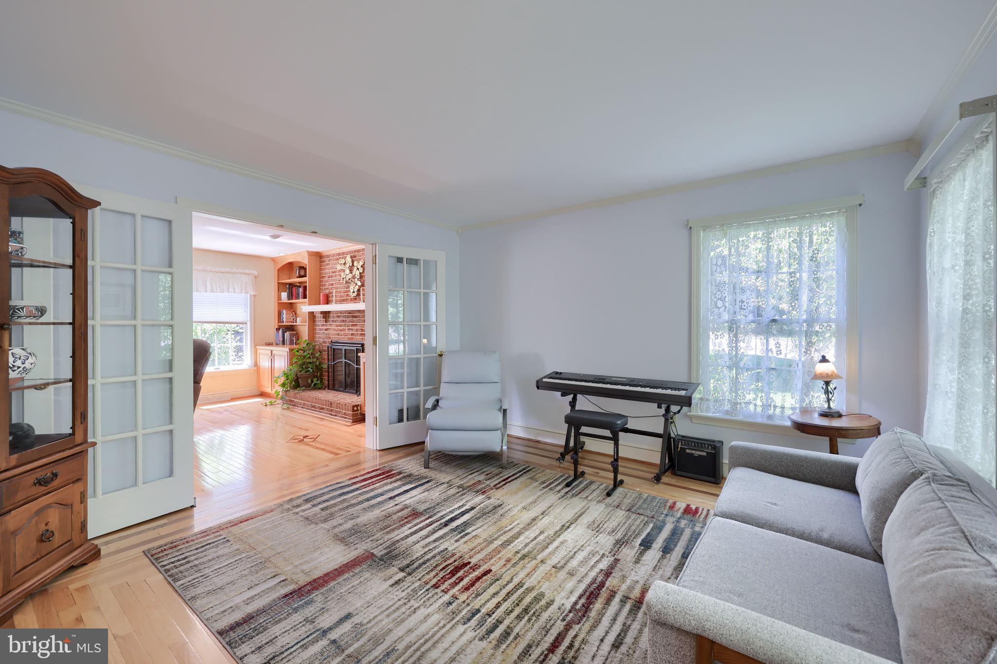 404 RHODA DRIVE