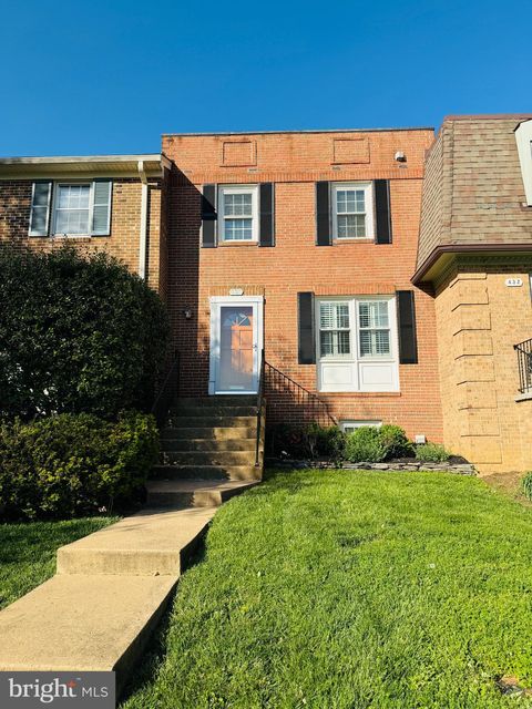 430 CENTER STREET S VIENNA VA 22180