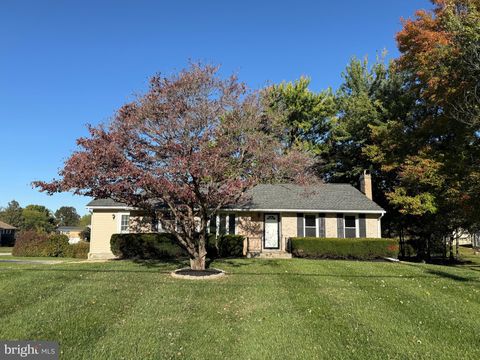 91 SUNSET DRIVE HANOVER PA 17331