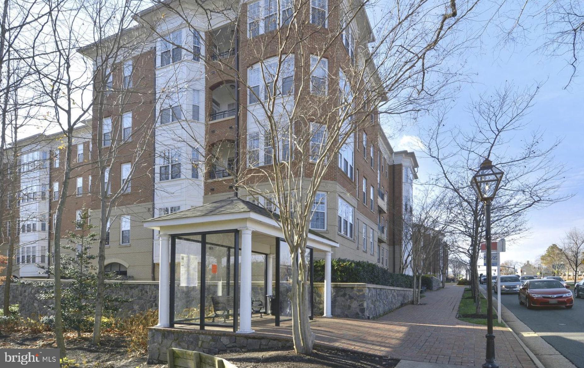 PROVIDENCE SQUARE - Residential Lease