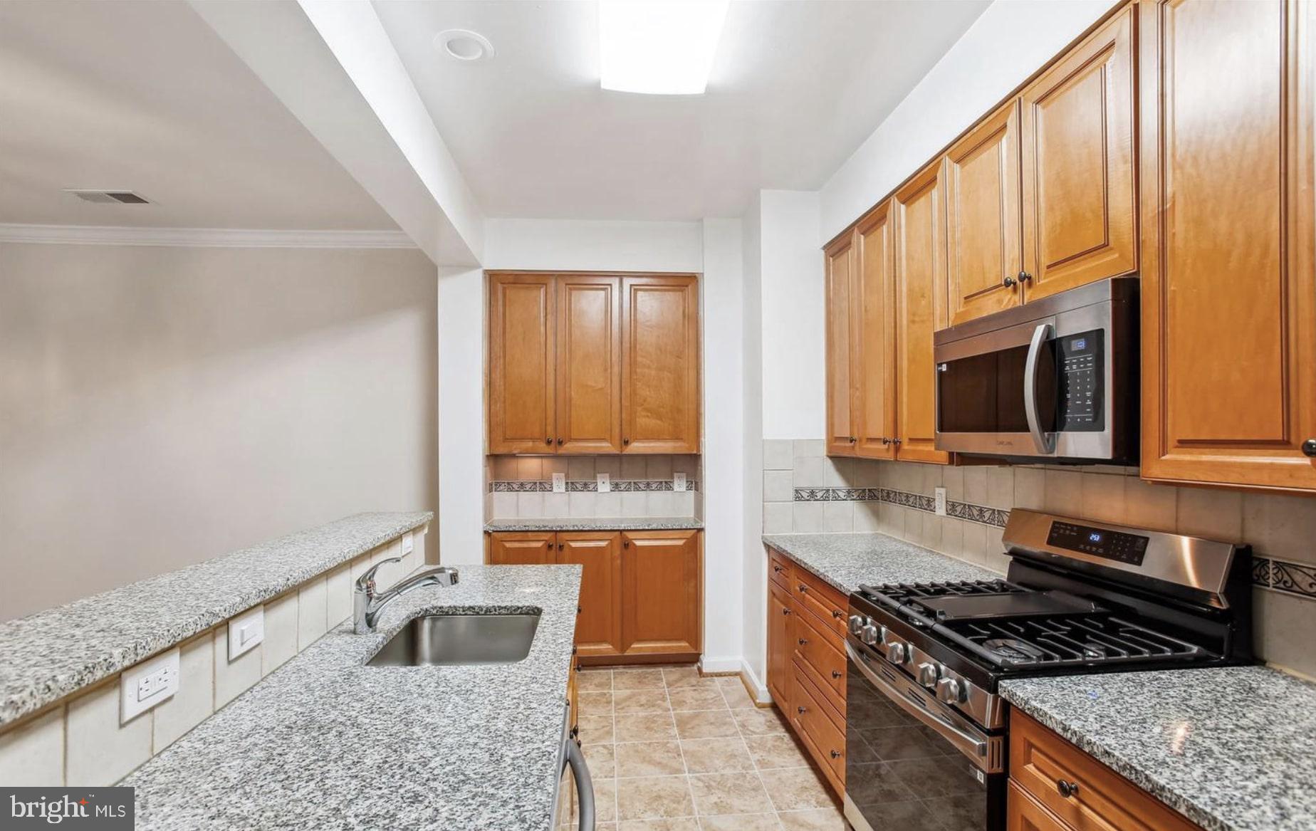 PROVIDENCE SQUARE - Residential Lease