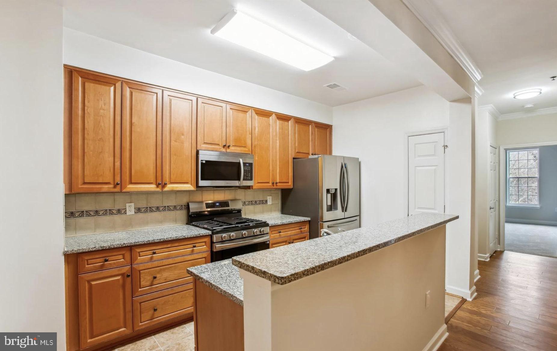 PROVIDENCE SQUARE - Residential Lease