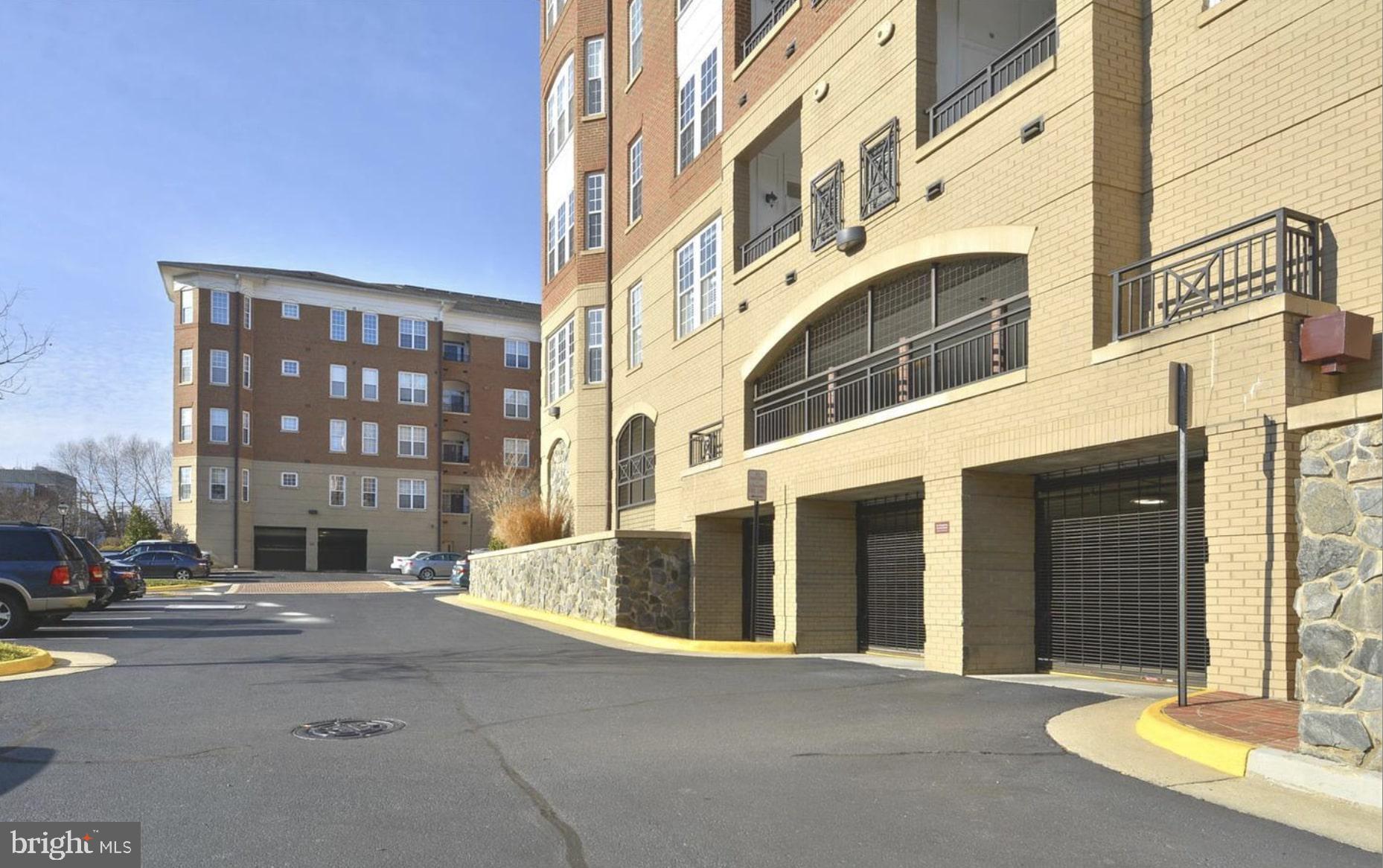 PROVIDENCE SQUARE - Residential Lease