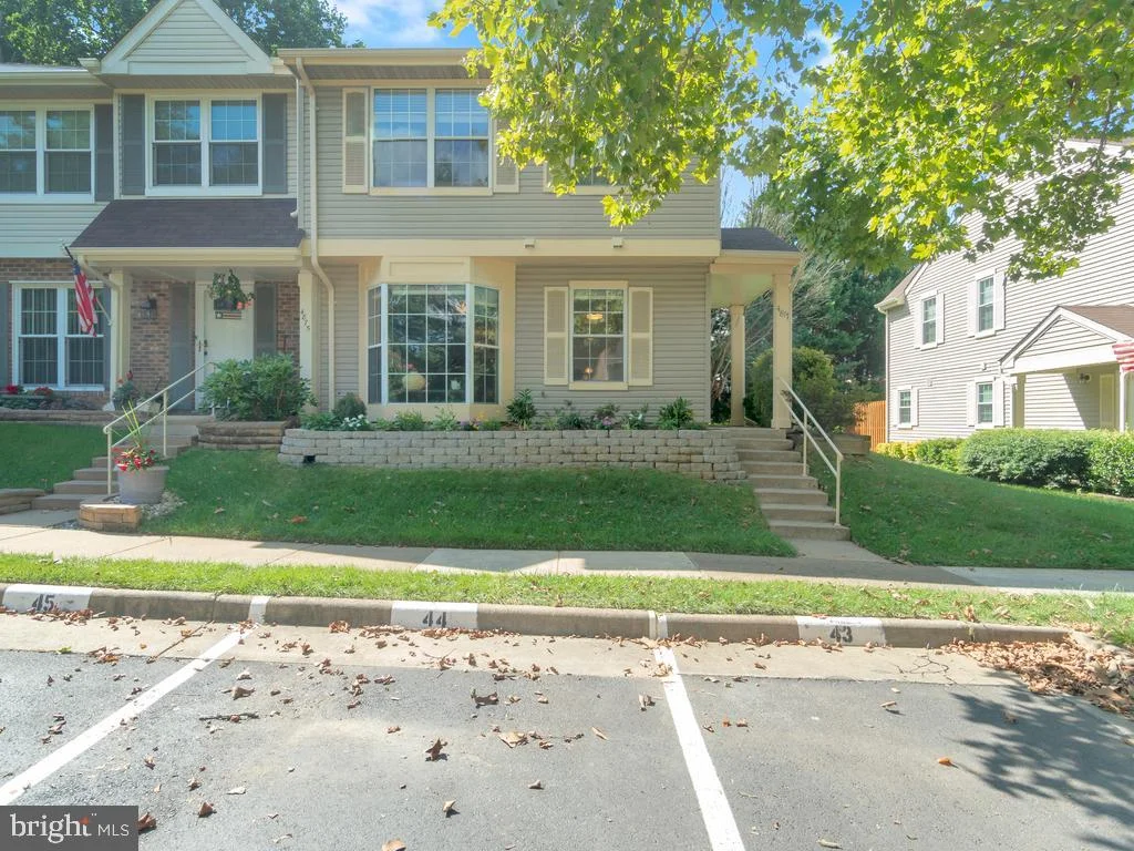 4877 Saltwater Drive, Dumfries, VA 22025