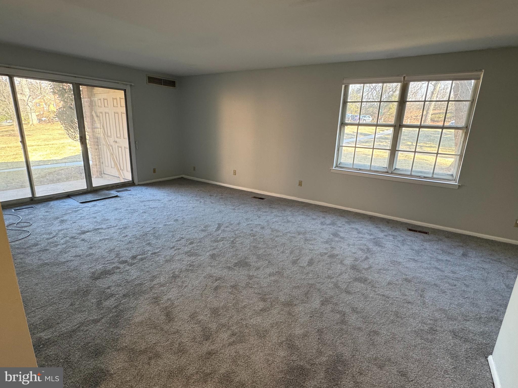 GLENHARDIE - Residential Lease