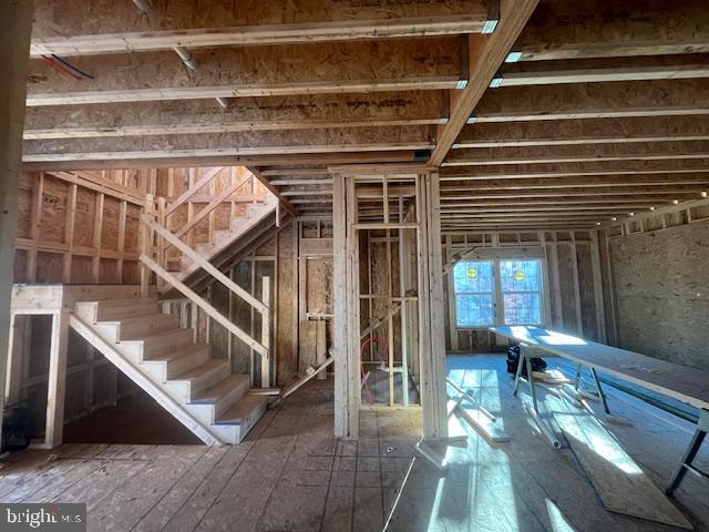 TALL OAKS - Residential