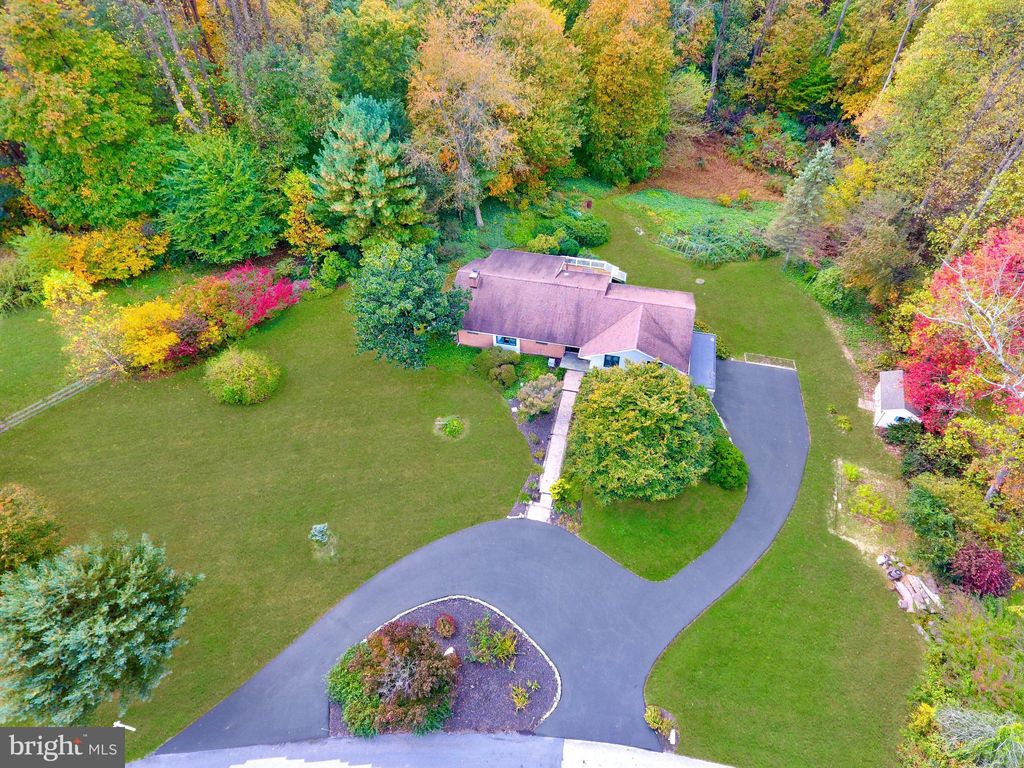 Photo of 907 Mitchell Farm Lane, KENNETT SQUARE, PA 19348 (MLS # PACT2110174)