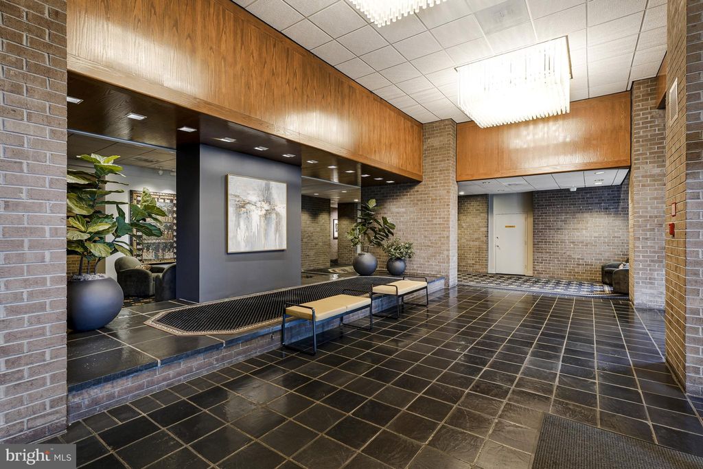 Photo of 1800 Old Meadow Road #621, MCLEAN, VA 22102 (MLS # VAFX2268746)