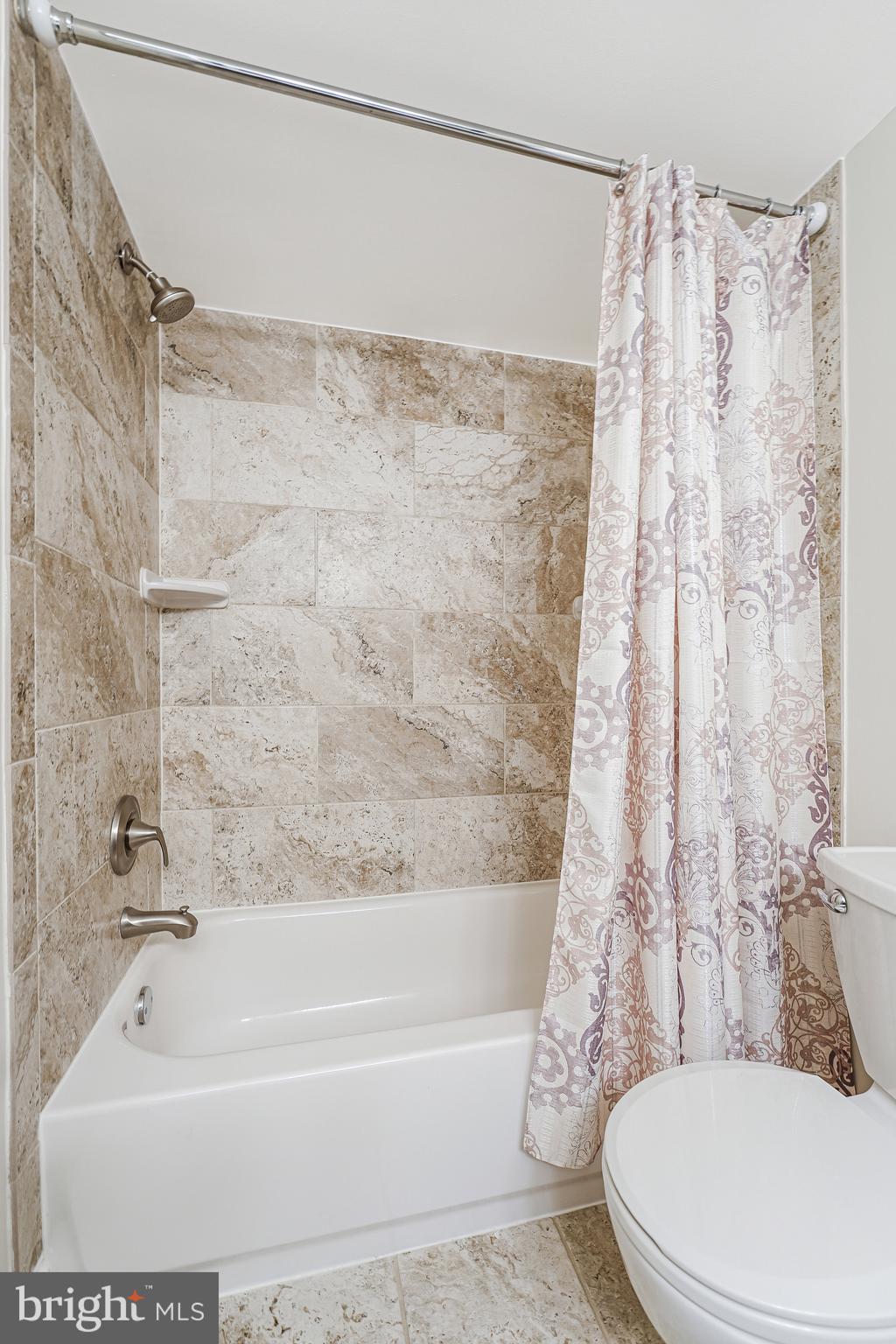 REGENCY AT MCLEAN - Residential