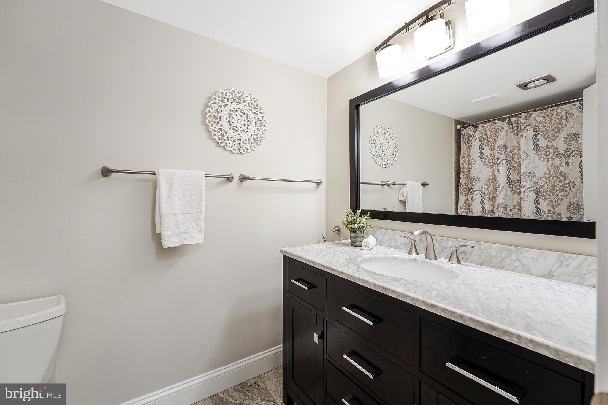 REGENCY AT MCLEAN - Residential