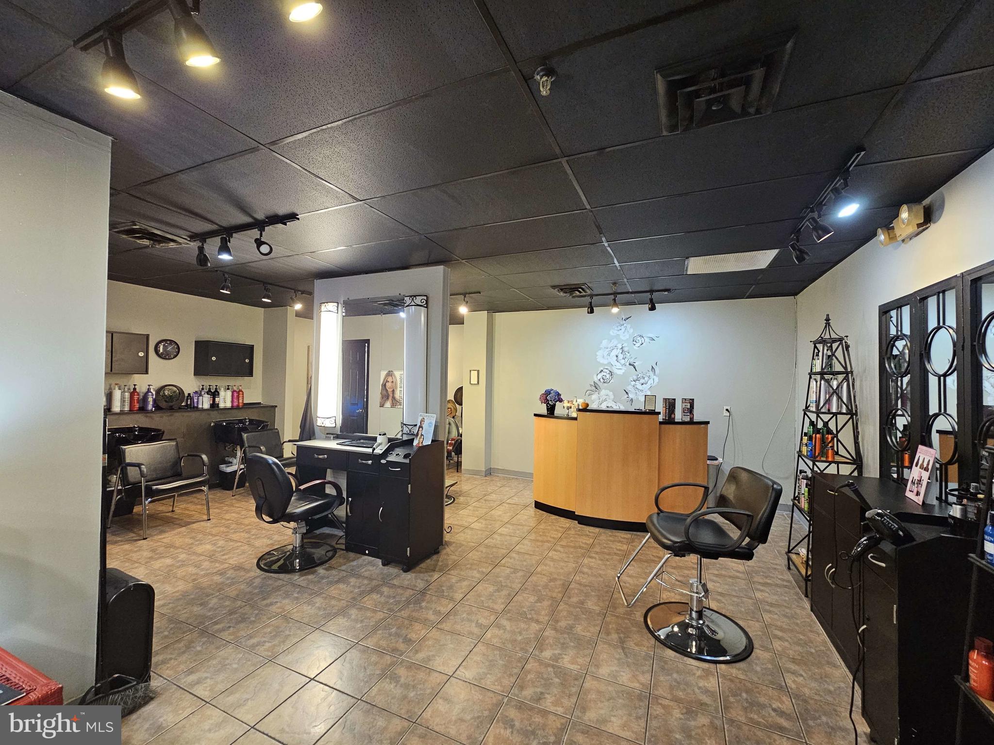 REGENCY AT MCLEAN - Residential