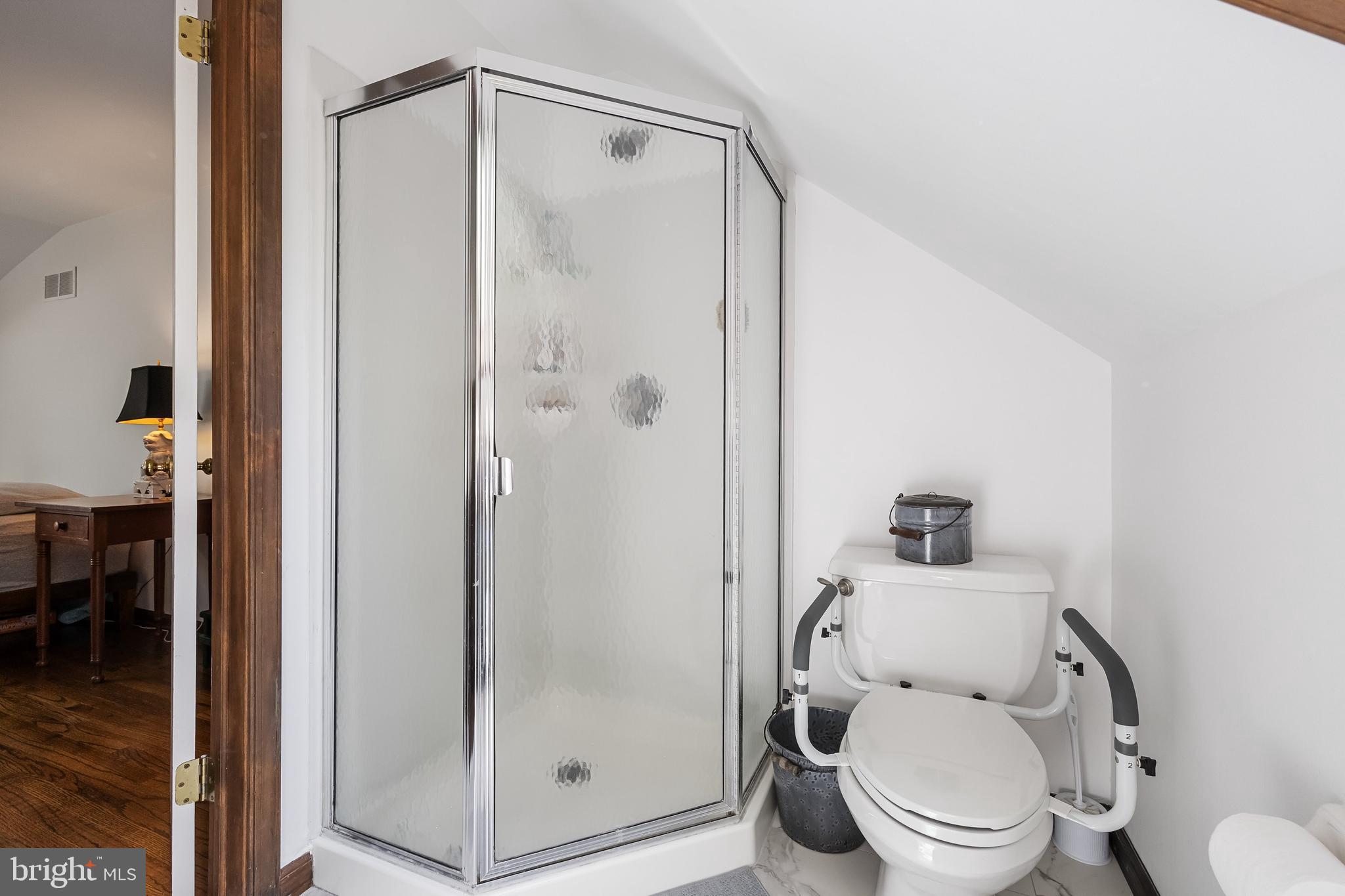 VALENTINE ESTS - Residential