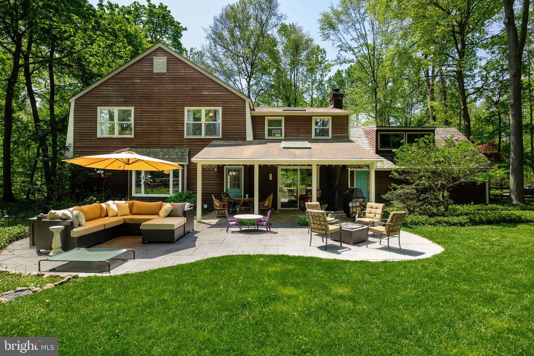 VALENTINE ESTS - Residential